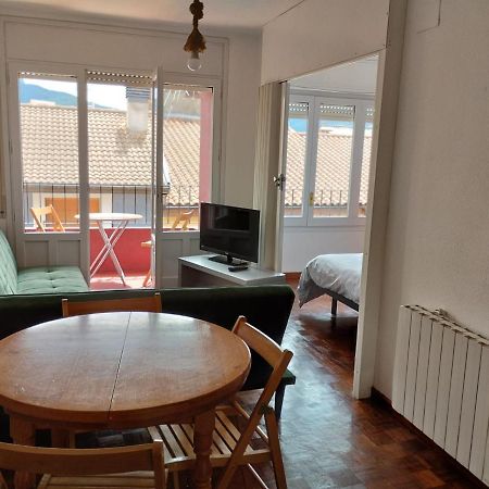 Luminoso, Centrico Y Silencioso Apartamento Хака Экстерьер фото