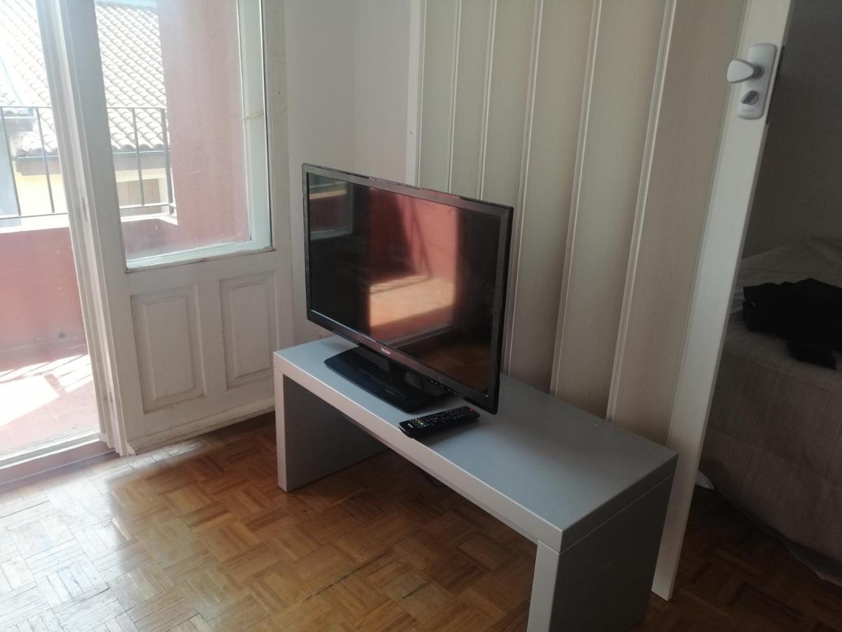 Luminoso, Centrico Y Silencioso Apartamento Хака Экстерьер фото