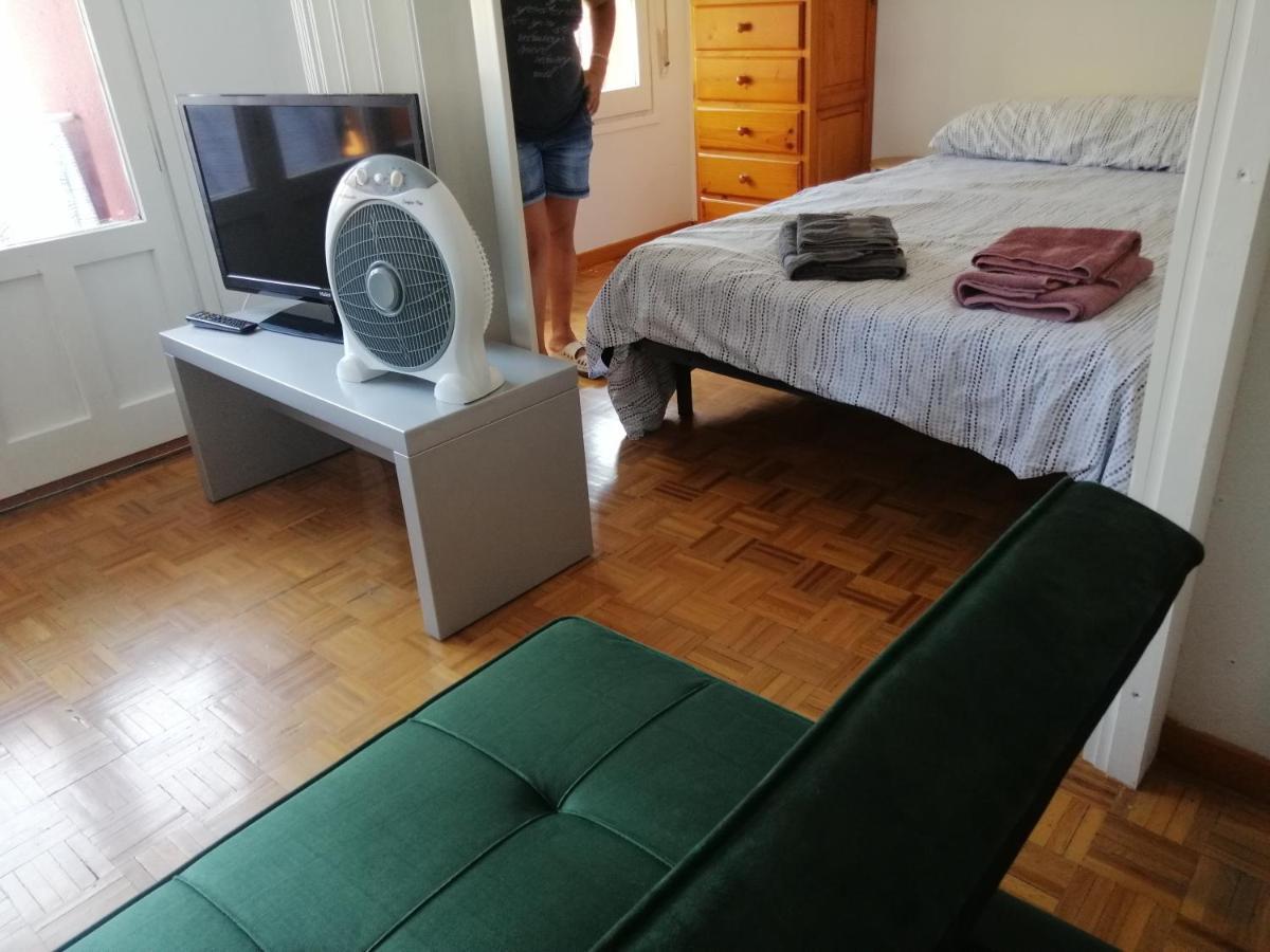 Luminoso, Centrico Y Silencioso Apartamento Хака Экстерьер фото