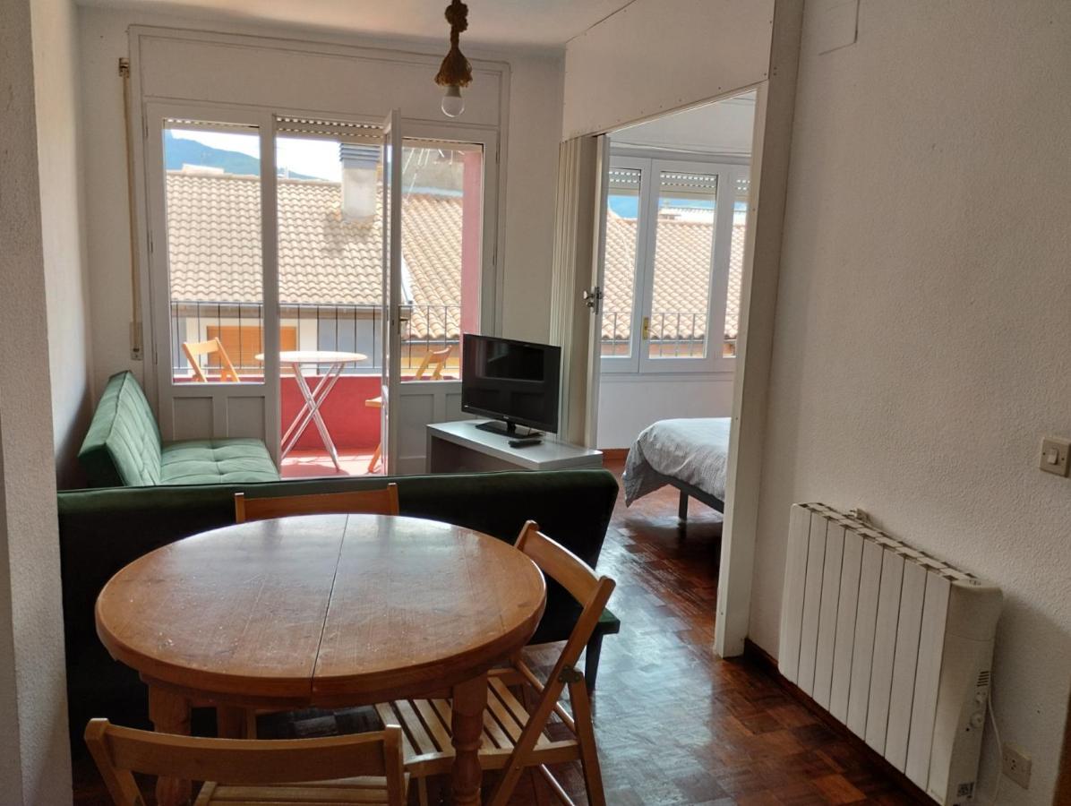 Luminoso, Centrico Y Silencioso Apartamento Хака Экстерьер фото